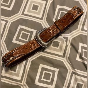 Tooled leather belt